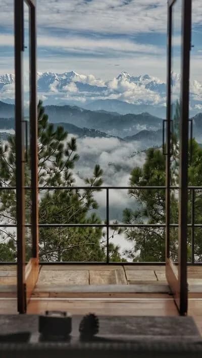 Mountain view - Image 2